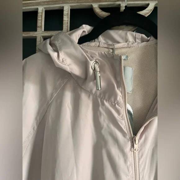 Soia & Kyo Blush/Tan OakLynn Water-Repellent Vented Back Jacket Size 1X - Picture 6 of 11